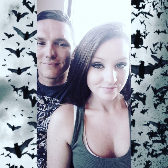 Meet your Posher, Jenna - Picture 1 of 2